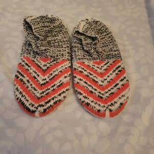 Bombas Women's Gripper Slipper Medium M 8.5-11 Sherpa Fleece Lined orange black